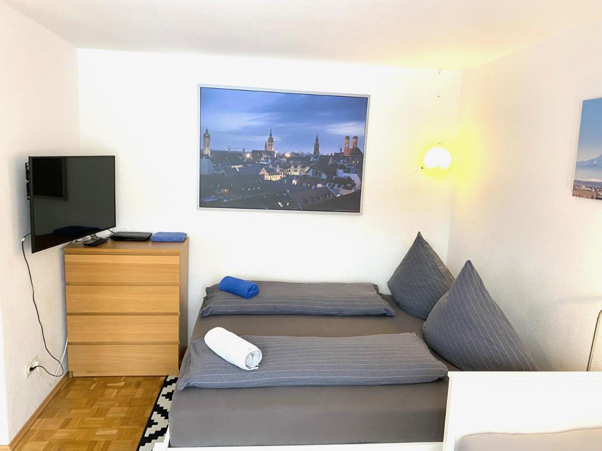 Gemuetliche Privatzimmer Mit Geteiltem Bad, Kueche Und Garten 慕尼黑 外观 照片