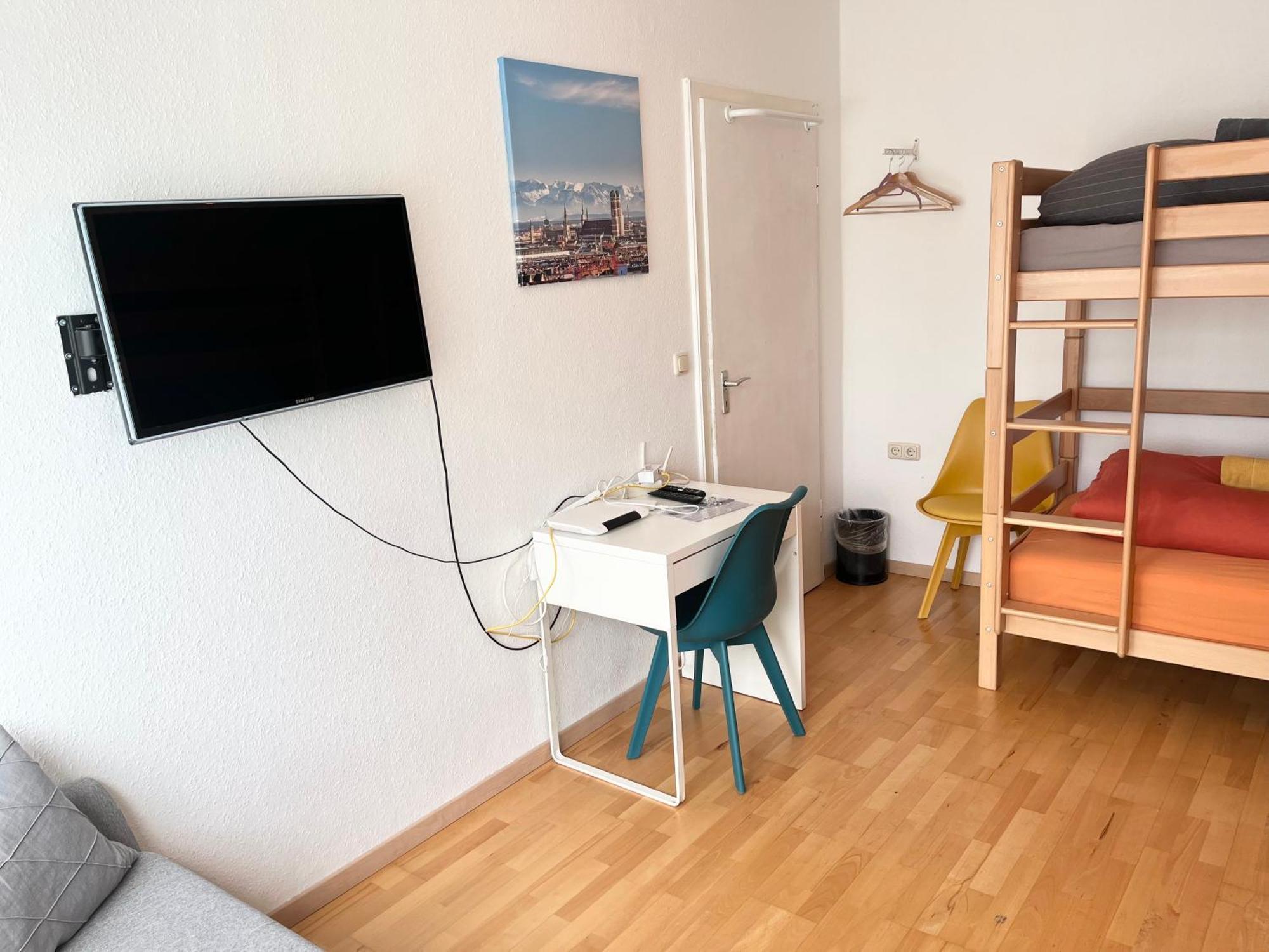 Gemuetliche Privatzimmer Mit Geteiltem Bad, Kueche Und Garten 慕尼黑 外观 照片